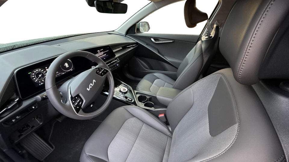 Kia Niro 64 EV Prestige 5d
