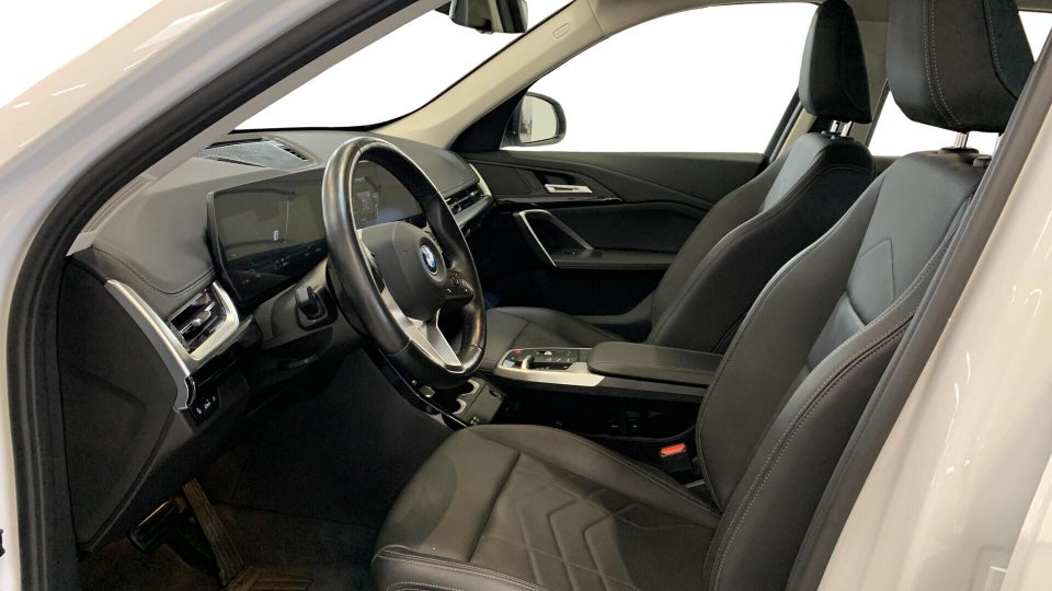 BMW iX1 xDrive30 X-Line 5d