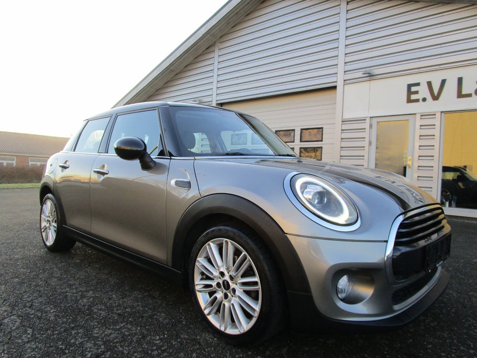 MINI Cooper 1,5 Essential aut. 5d