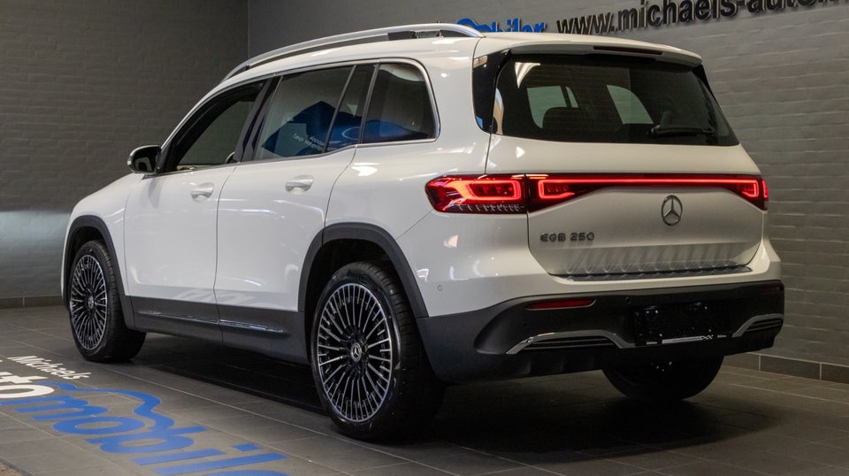 Mercedes EQB250 AMG Line 7prs 5d