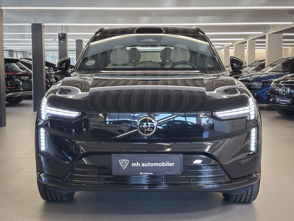 Volvo EX90 Plus 7prs 5d