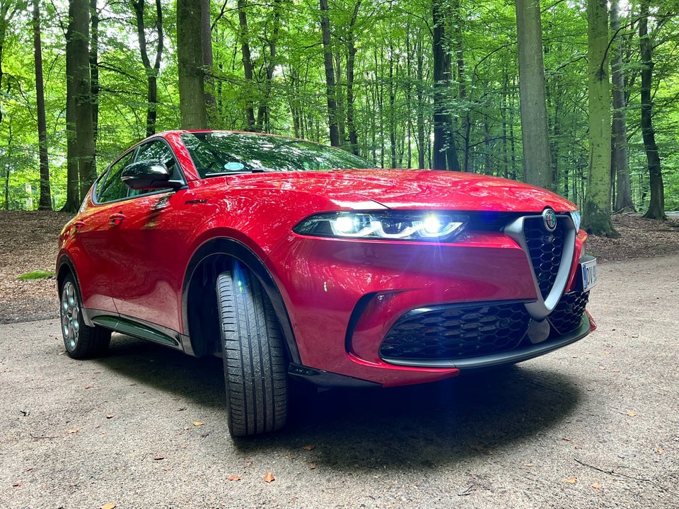 Alfa Romeo Tonale 1,3 PHEV Veloce Speciale aut. Q4 5d