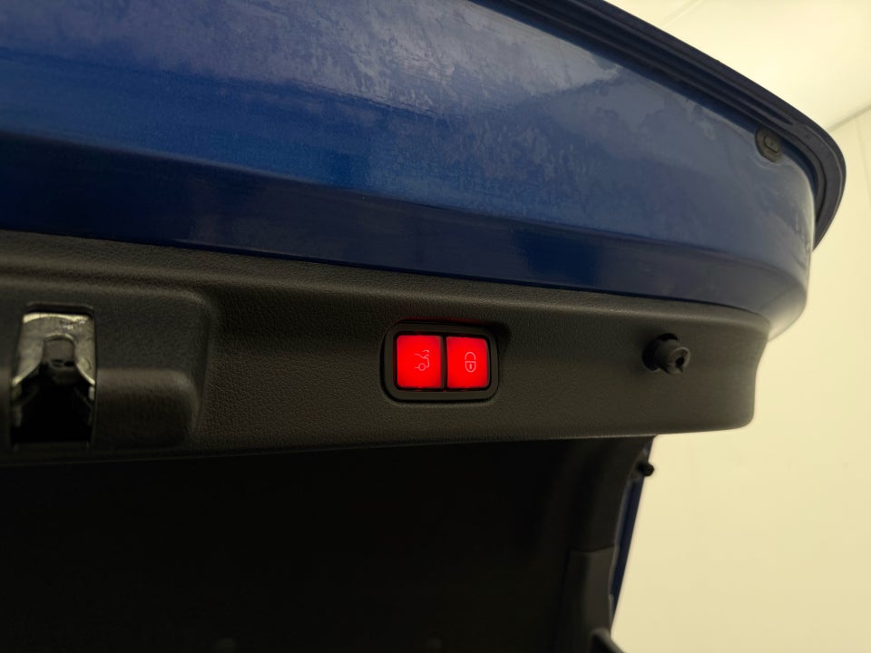 Mercedes EQE350+ Avantgarde 4d