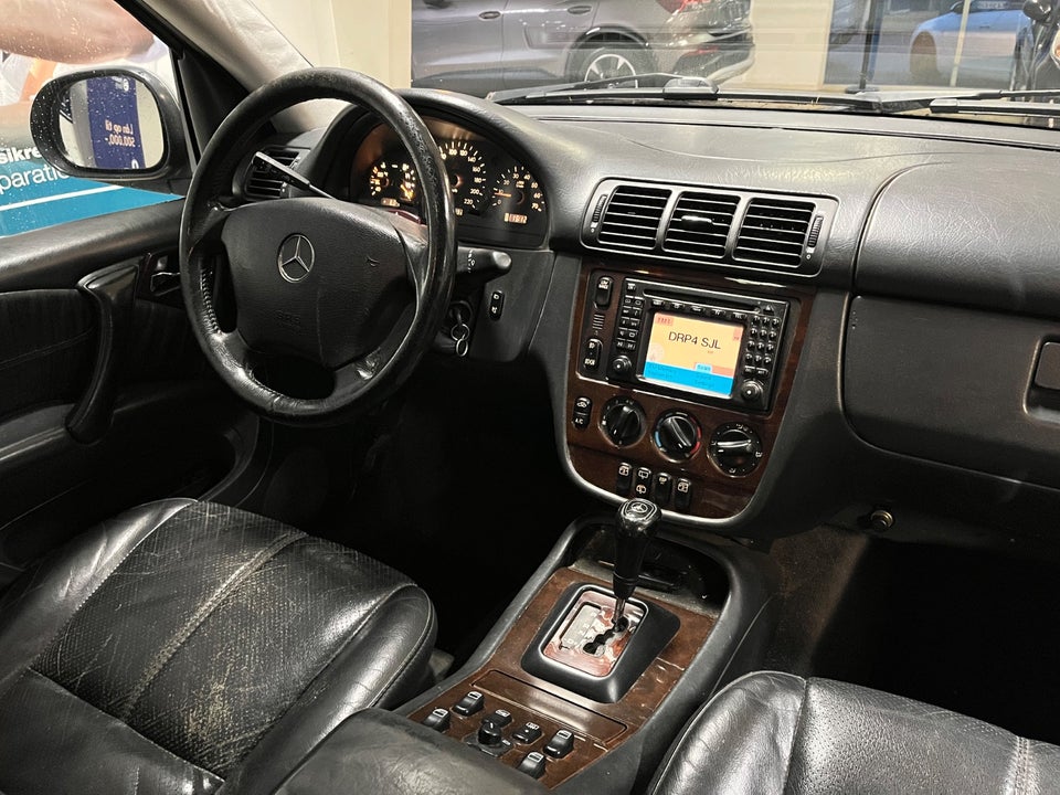Mercedes ML320 3,2 aut. 5d