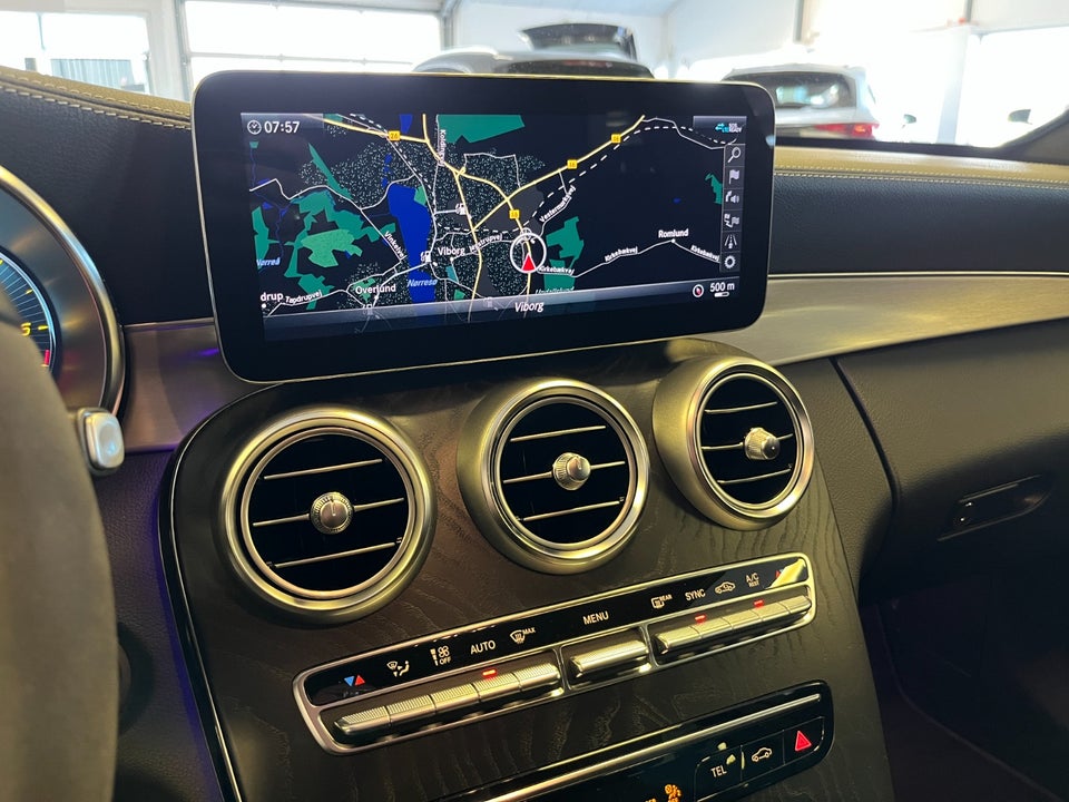 Mercedes C220 d 2,0 AMG Line Night Edition stc. aut. 5d
