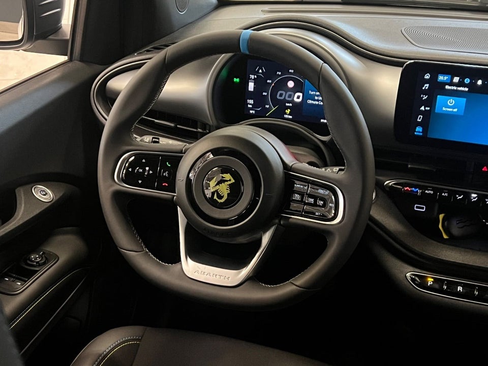 Abarth 500e 3d