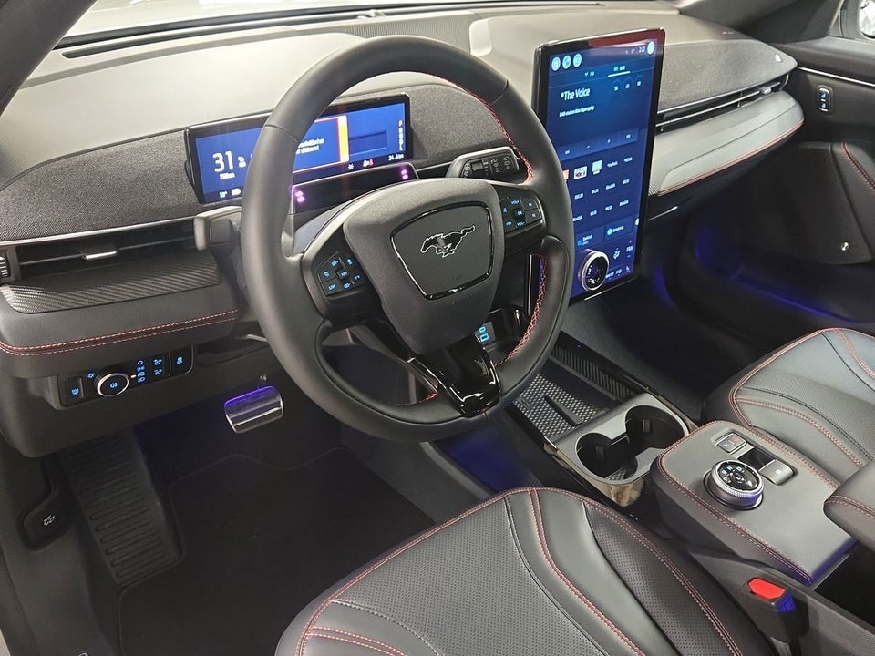 Ford Mustang Mach-E 98 Premium Extended Range AWD 5d