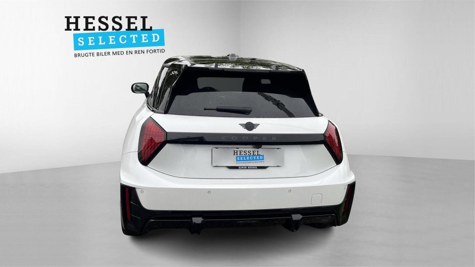 MINI Cooper E JCW Trim M 3d
