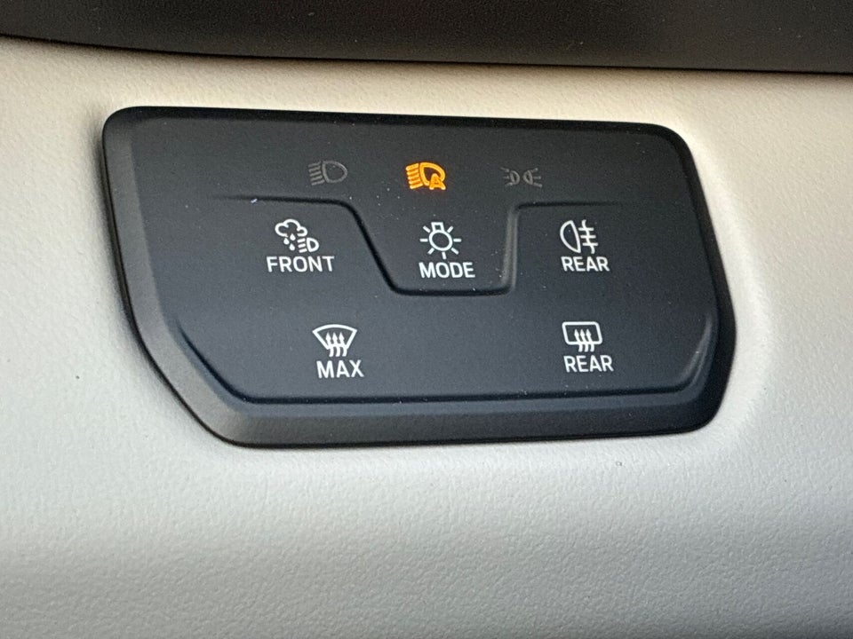 Ford Explorer 77 Premium Extended Range 5d