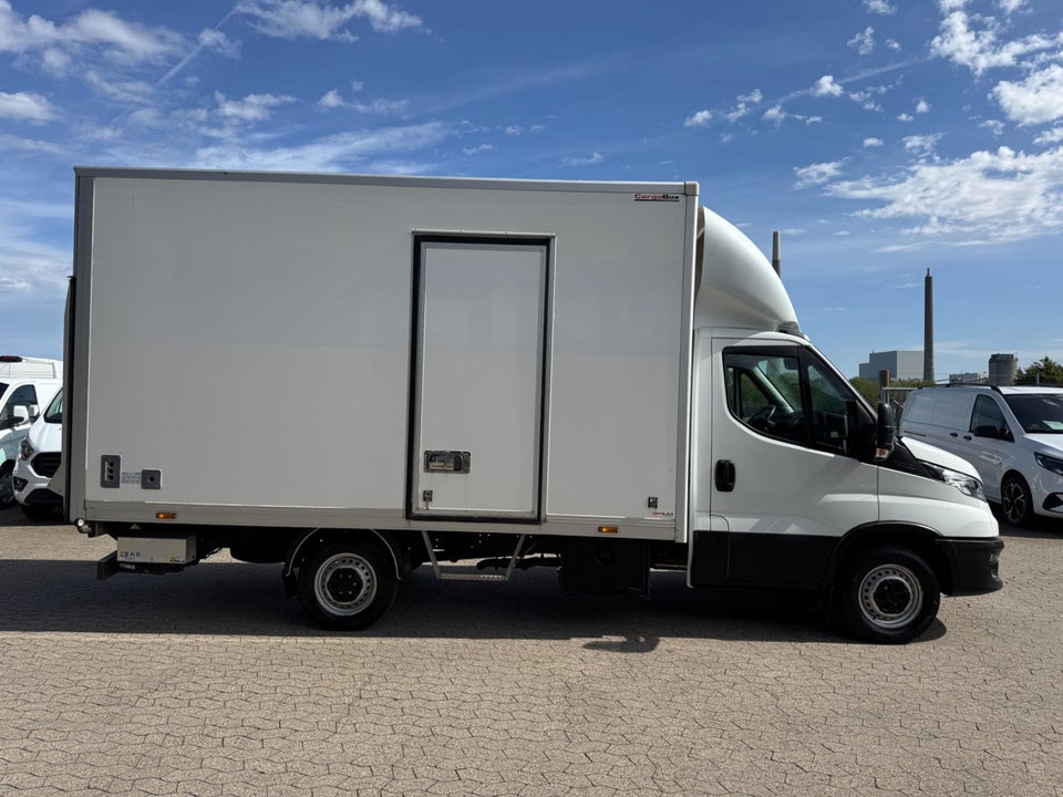 Iveco Daily 2,3 35S14 Alukasse m/lift