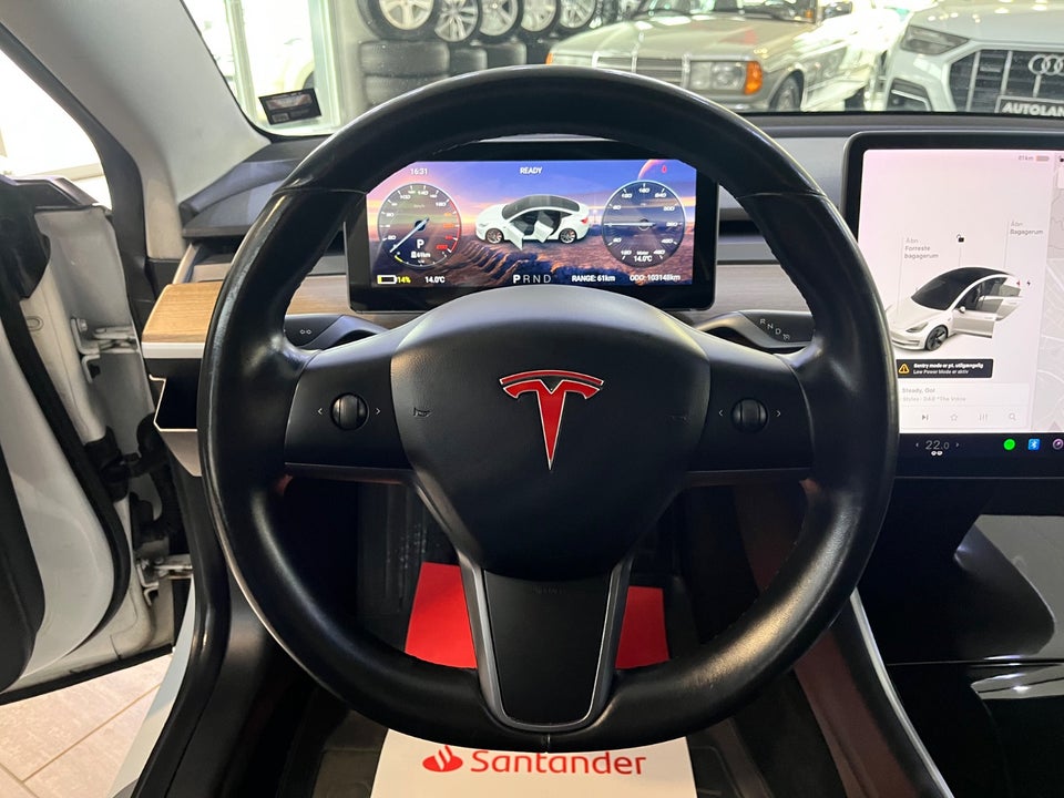 Tesla Model 3 Long Range RWD 4d