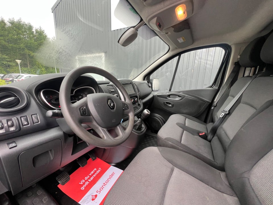 Renault Trafic T29 2,0 dCi 120 L2H1