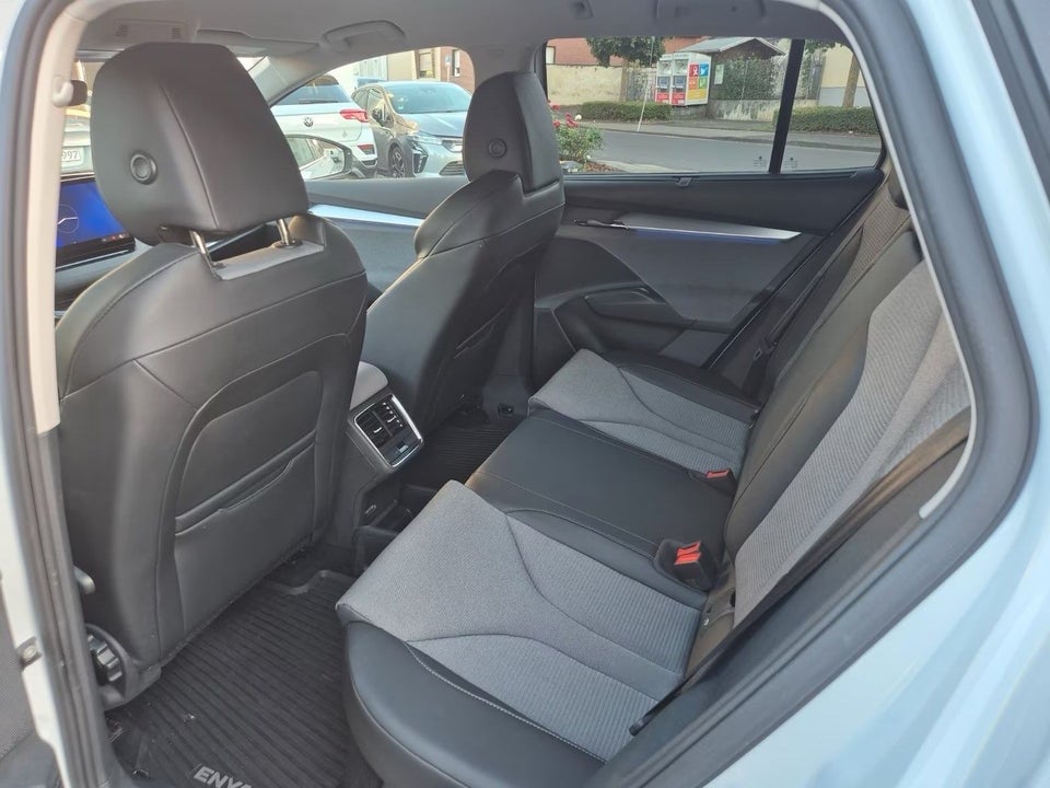Skoda Enyaq 85 iV Loft 5d