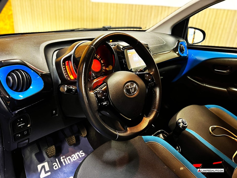 Toyota Aygo 1,0 VVT-i x-cite 5d