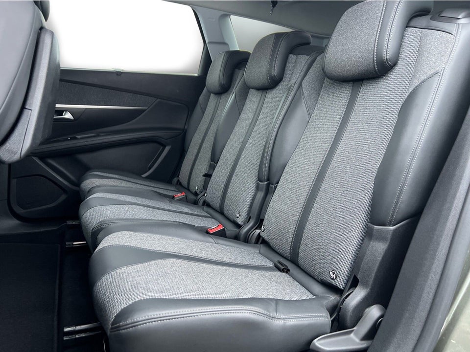 Peugeot 5008 1,2 PureTech 130 Allure EAT8 7prs 5d