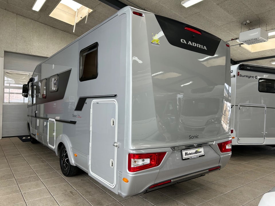 Adria Sonic Supreme 2,3 710 SL aut. 2d