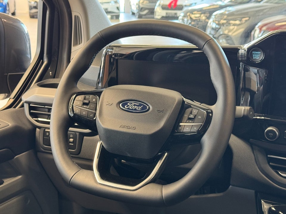 Ford Tourneo Custom 340S 2,5 PHEV Titanium X CVT