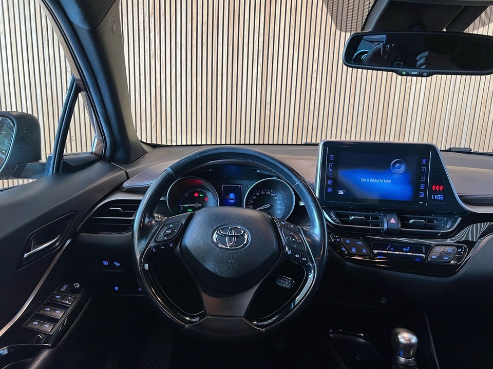 Toyota C-HR 1,8 Hybrid C-ULT CVT 5d