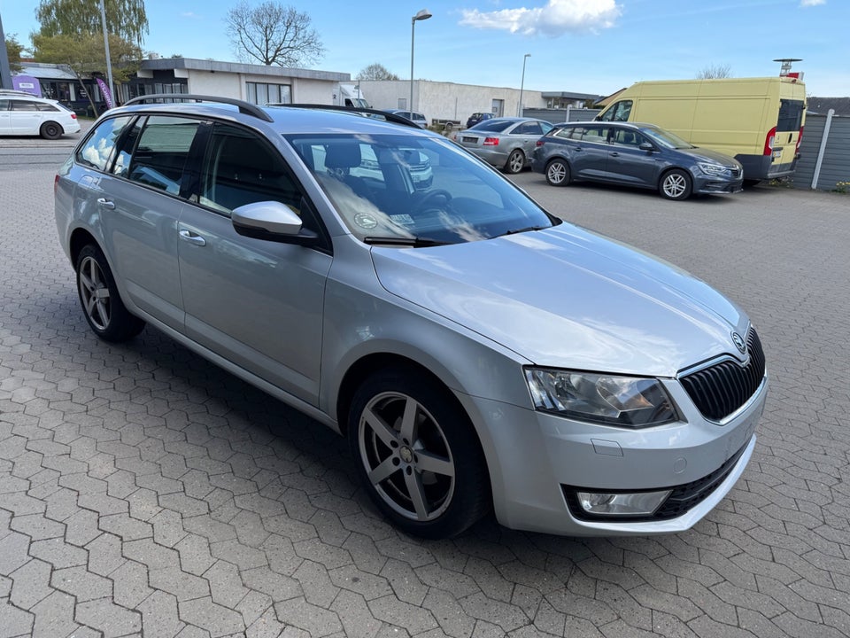Skoda Octavia 1,2 TSi 105 Active Combi 5d