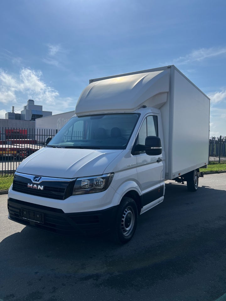 MAN TGE 2,0 3.180 Box aut. FWD