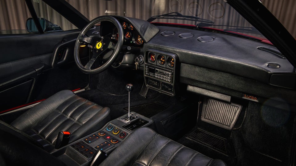 Ferrari 208 2,0 GTB Turbo 2d