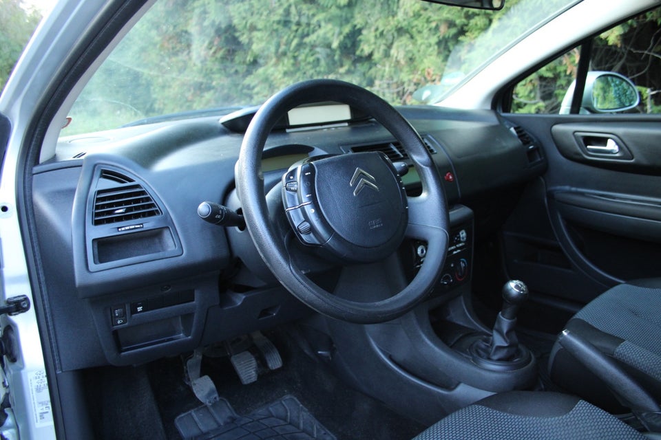 Citroën C4 1,6 Coupé 3d