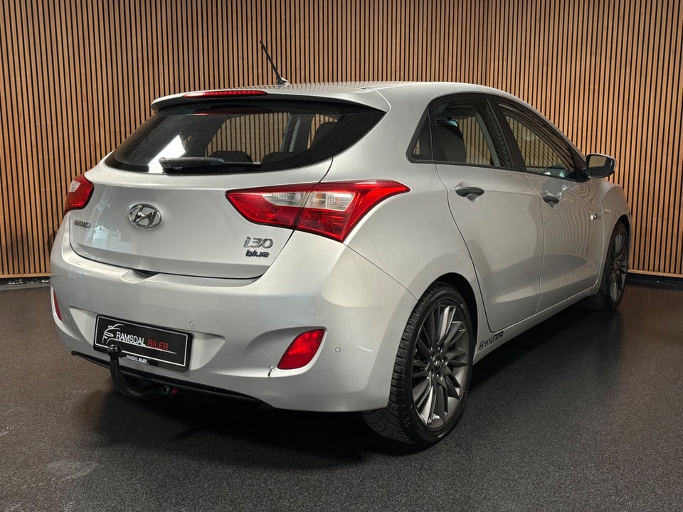Hyundai i30 1,6 GDi Comfort Eco 3d