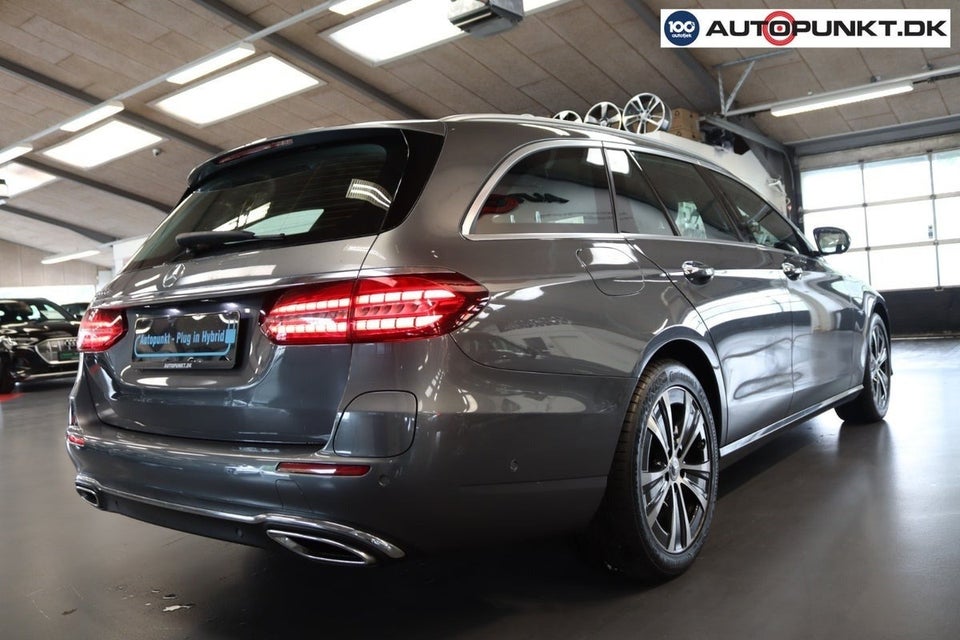 Mercedes E300 de 2,0 Advantage stc. aut. 5d