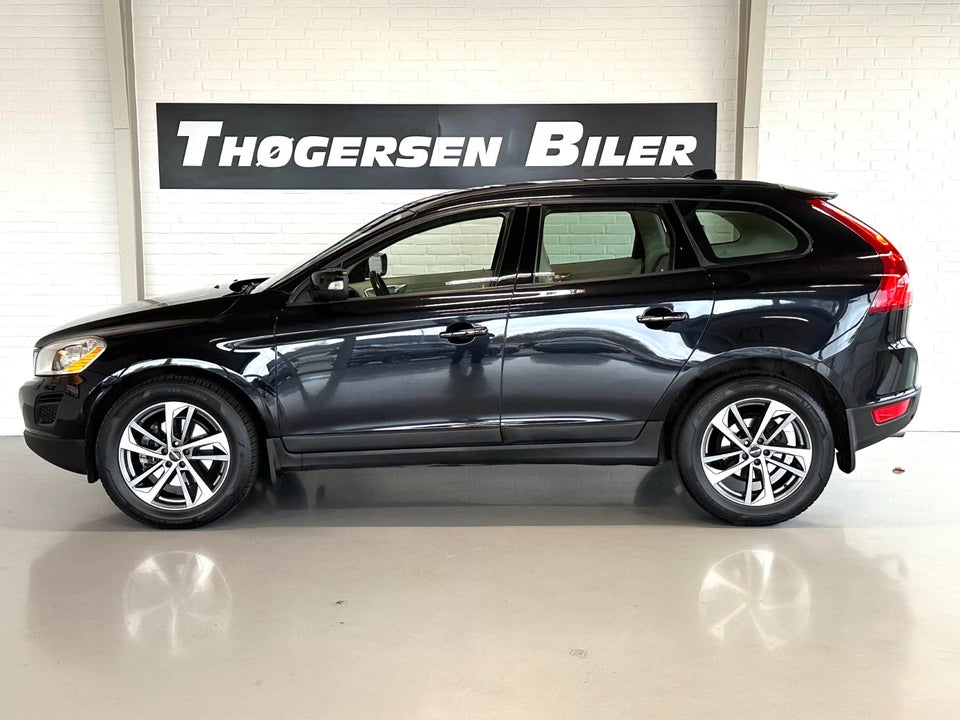 Volvo XC60 2,4 D3 163 Kinetic aut. AWD 5d