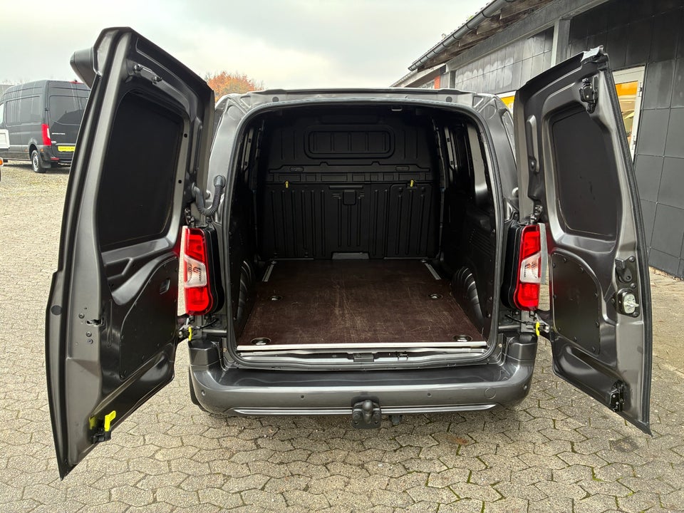 Toyota ProAce City 1,5 D 102 Medium Comfort 6d