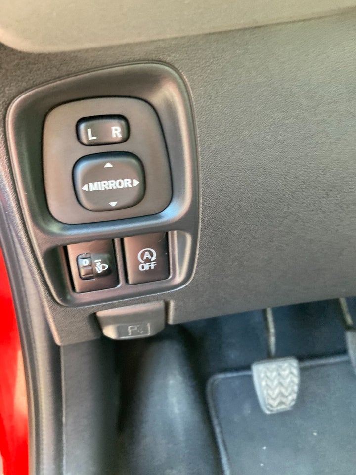 Toyota Aygo 1,0 VVT-i x-press 5d