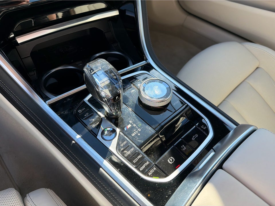 BMW M850i 4,4 Cabriolet xDrive aut. 2d