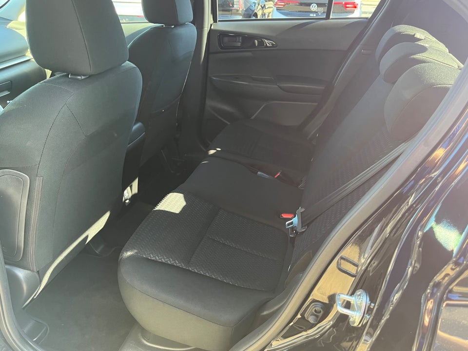 Mitsubishi Eclipse Cross 1,5 T 163 Invite+ 5d