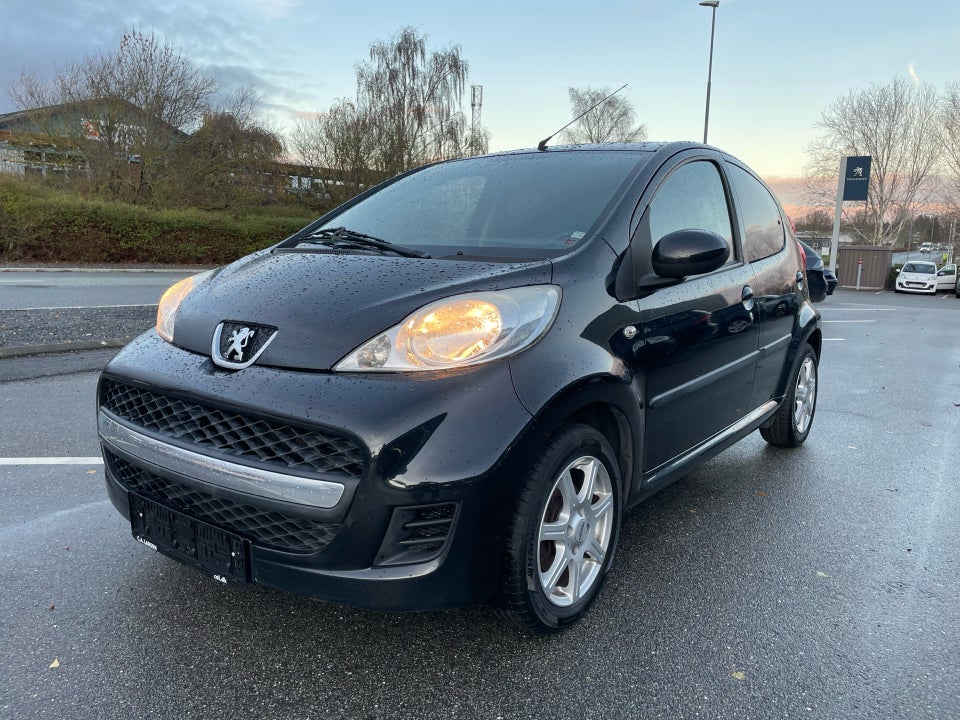 Peugeot 107 1,0 Active 5d