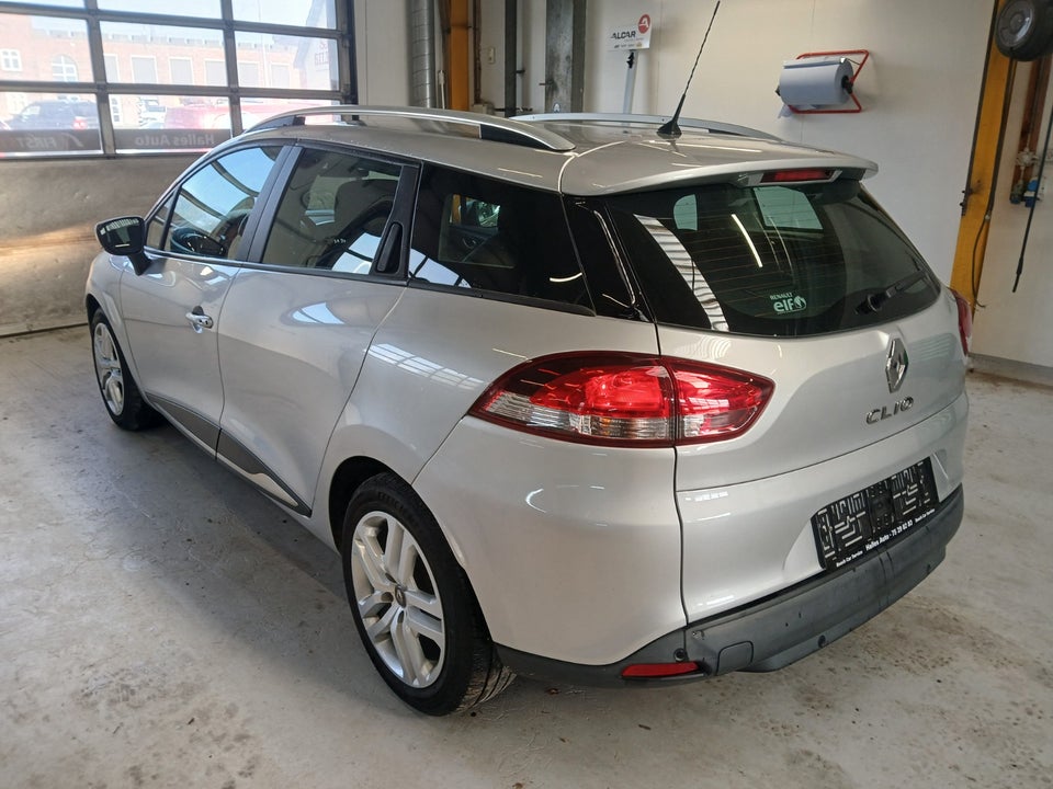 Renault Clio IV 0,9 TCe 90 Zen Sport Tourer 5d