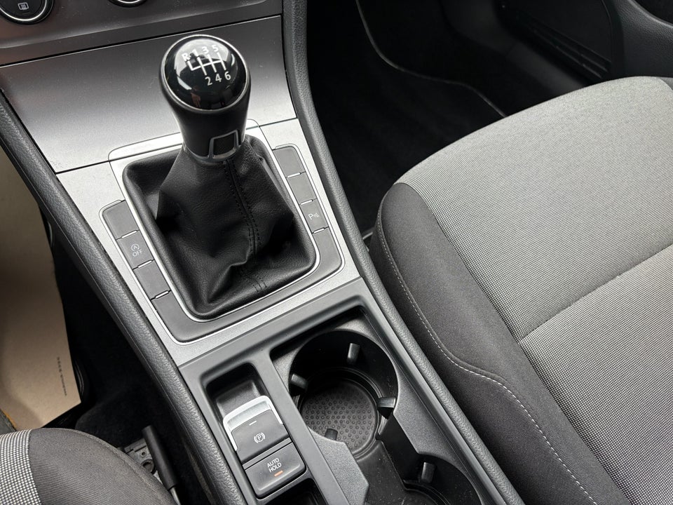 VW Golf VII 1,4 TSi 125 Comfortline Variant BMT 5d