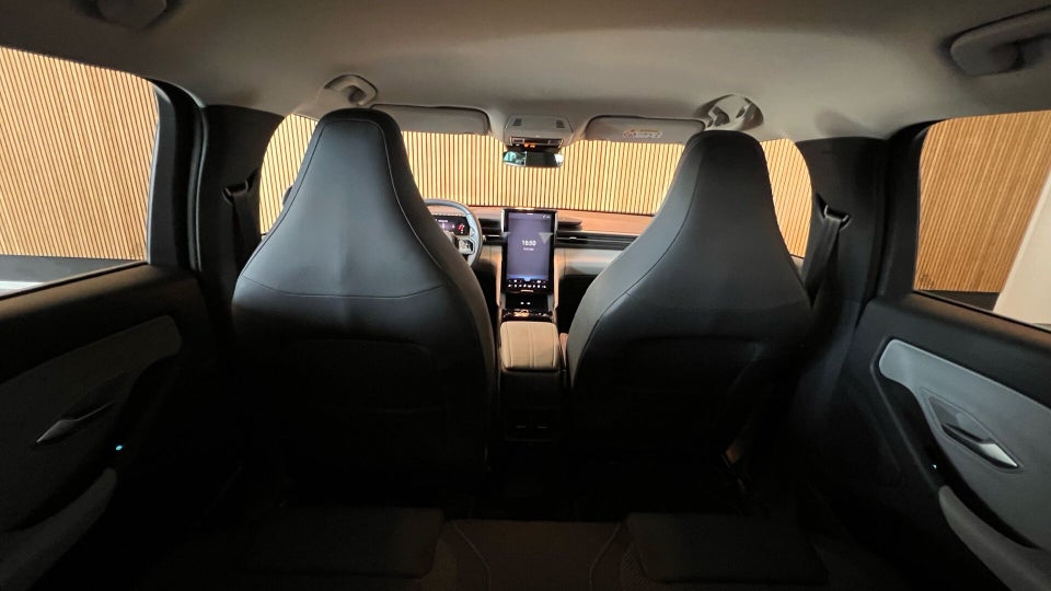 Ford Explorer 79 Select Extended Range AWD 5d