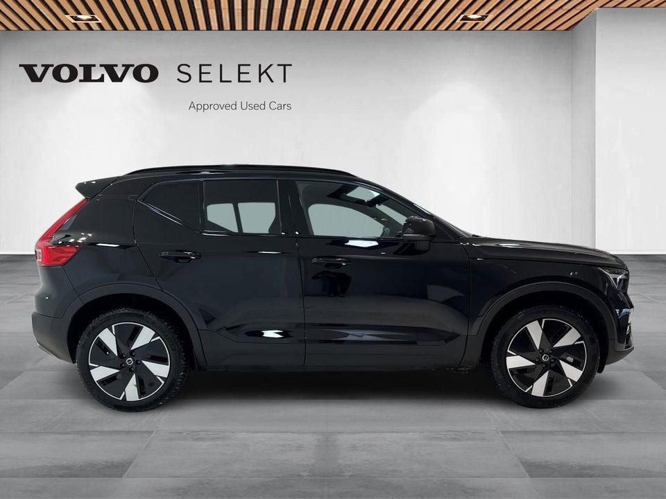 Volvo XC40 ReCharge Twin Plus 5d