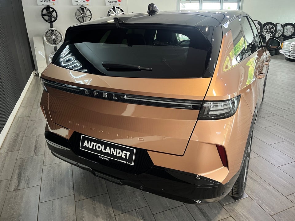 Opel Grandland-e 73 GS 5d
