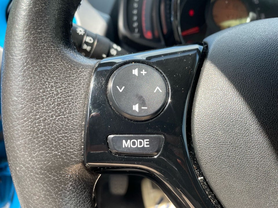 Toyota Aygo 1,0 VVT-i x-plore 5d
