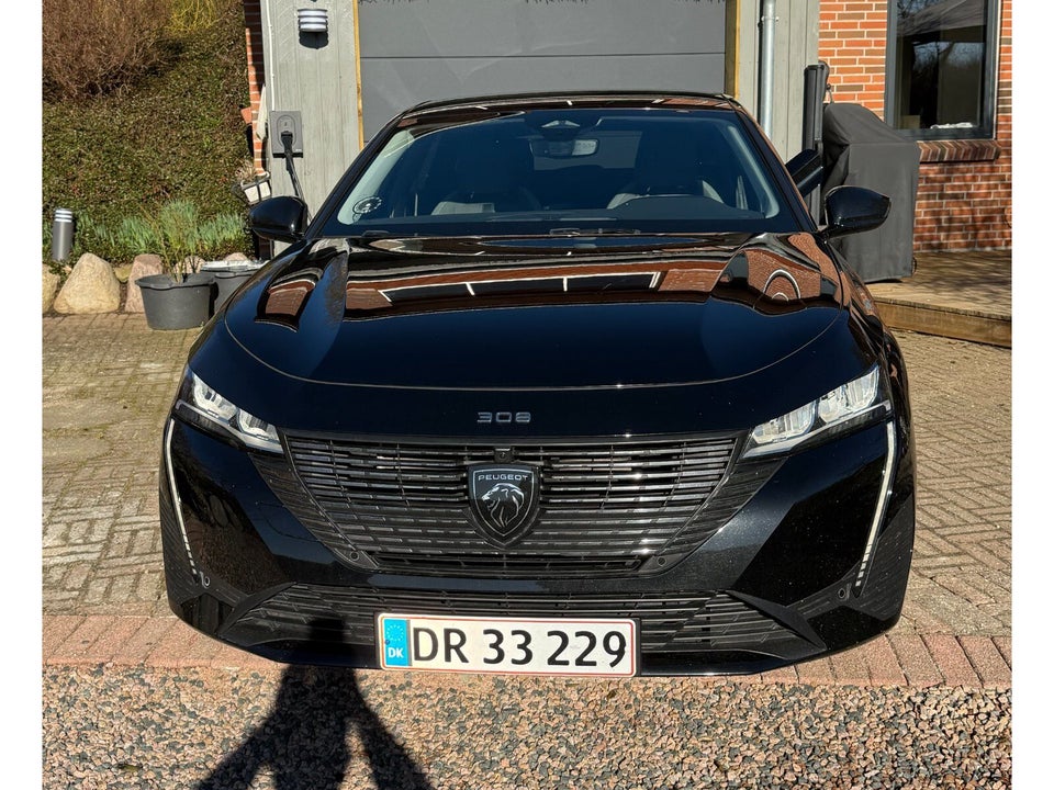 Peugeot 308 1,6 Hybrid First Selection+ SW EAT8 5d