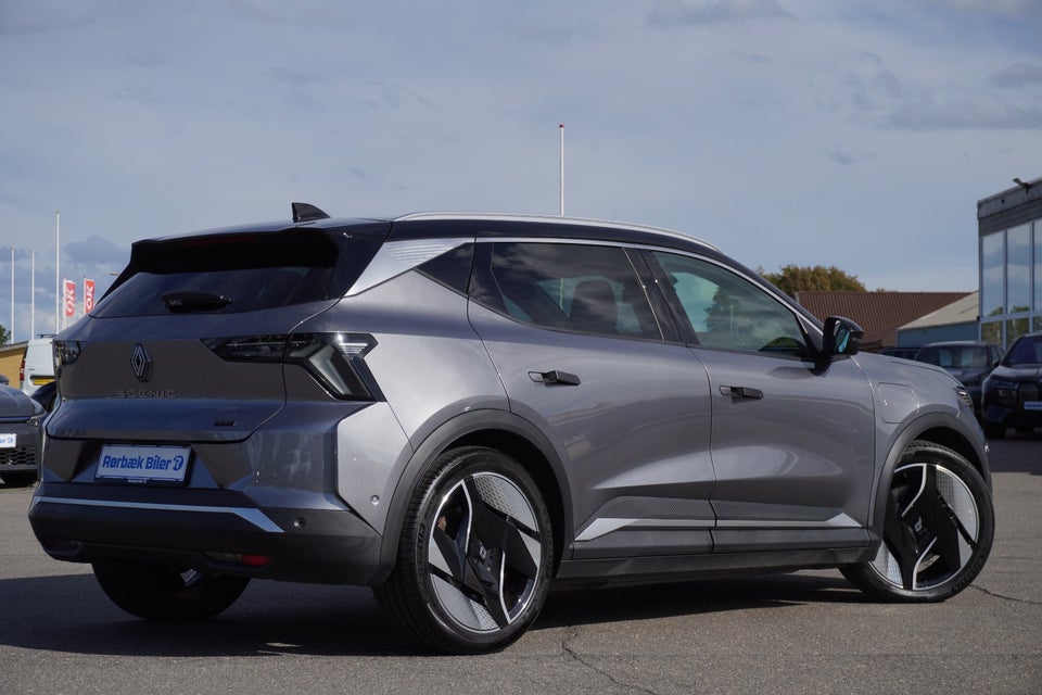 Renault Scenic E-Tech 87 Iconic 5d