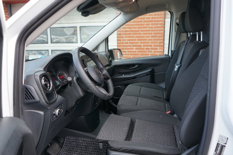 Mercedes Vito 114 2,0 CDi A2 Kassevogn PRO RWD