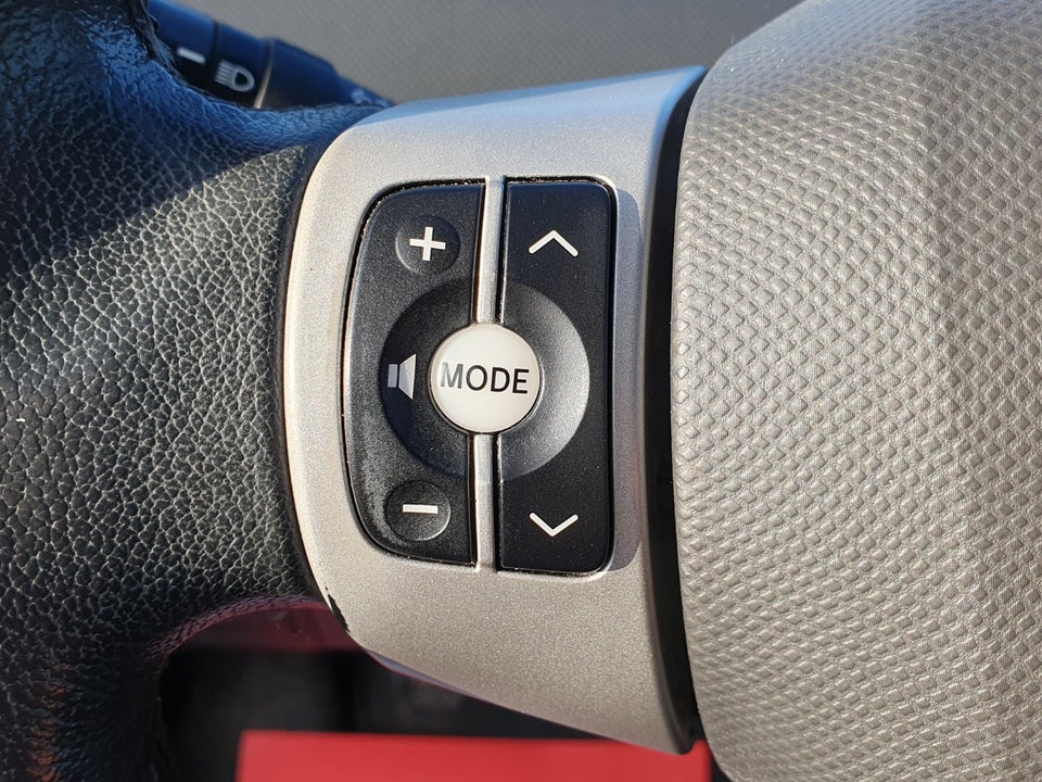 Toyota Yaris 1,3 Luna 5d