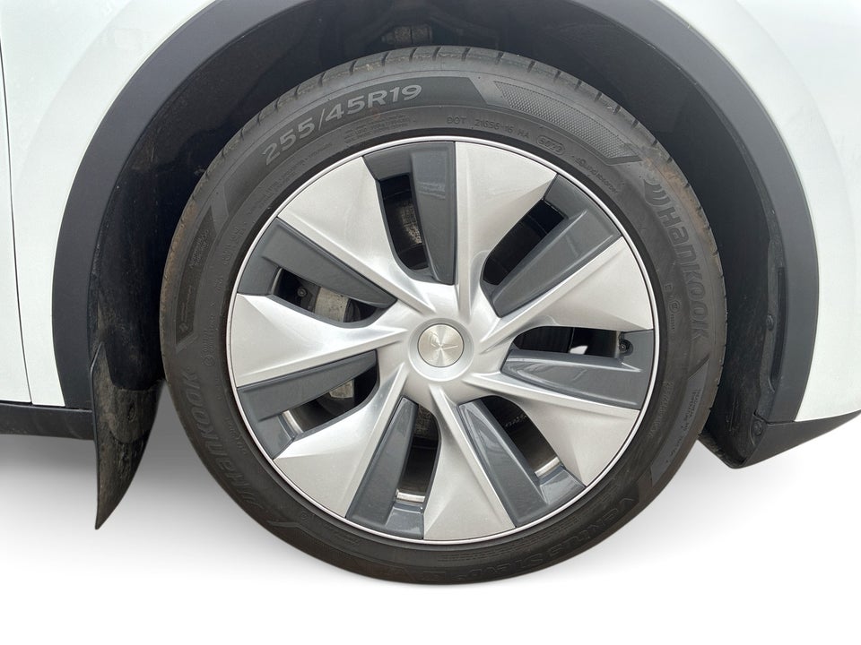 Tesla Model Y RWD 5d