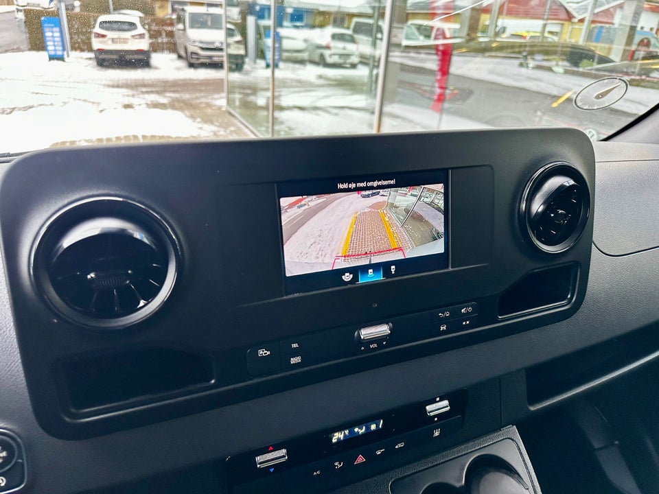 Mercedes Sprinter 317 2,0 CDi A2 Kassevogn aut. RWD