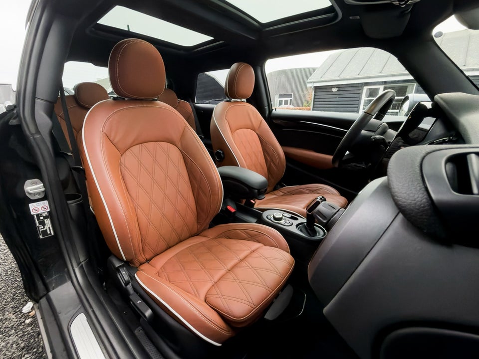 MINI Cooper SE Classic Trim 3d