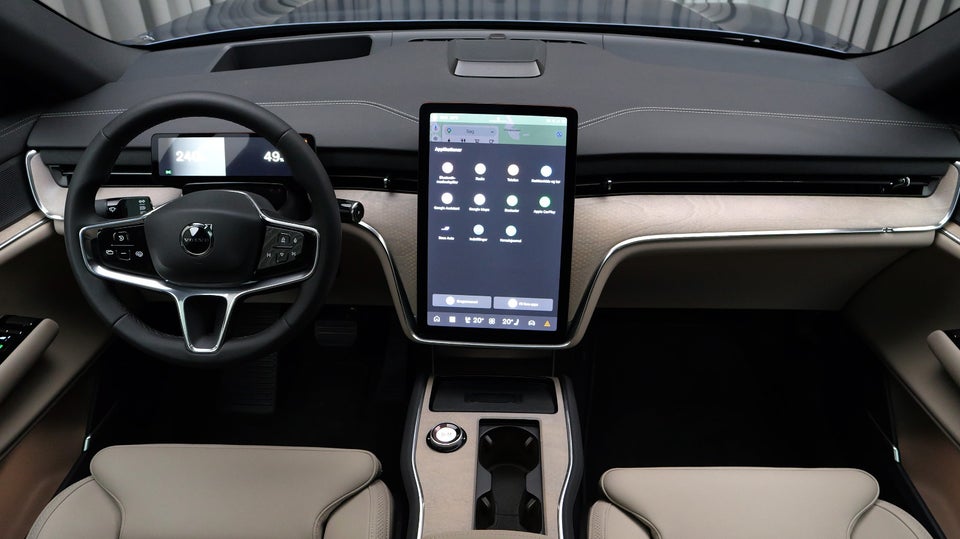 Volvo EX90 Plus 7prs 5d