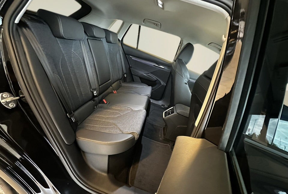 Skoda Elroq 60 iV Premium 5d