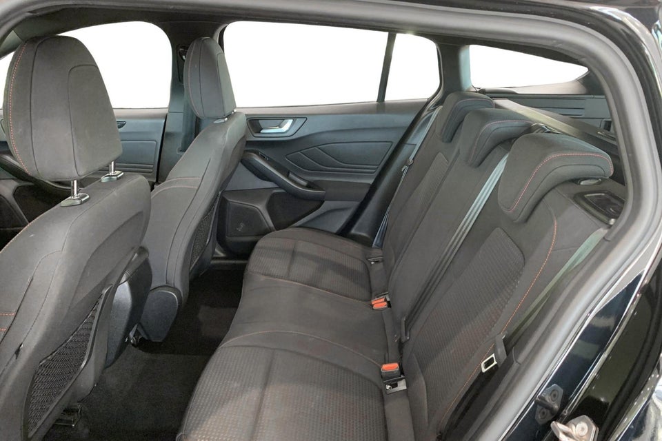 Ford Focus 1,0 EcoBoost ST-Line stc. 5d